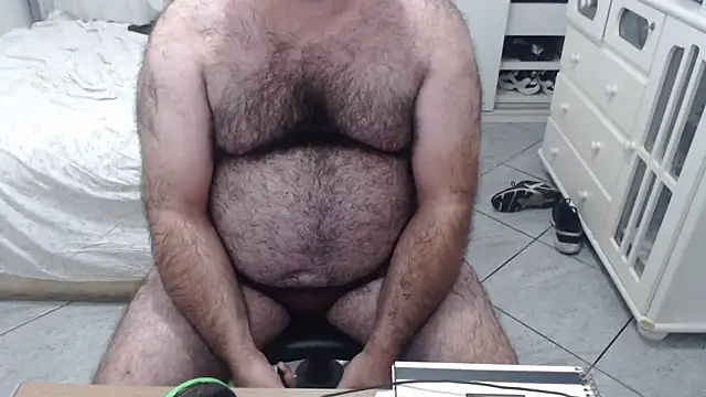 MysterBearMG online show from March 4, 2025, 10:49 pm