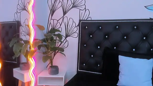 Sweet Ariadna  online show from March 10, 2026, 11:59 am