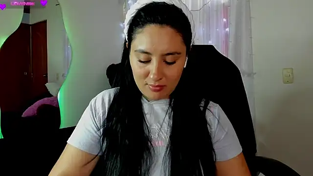 AnushaKumari online show from December 29, 2024, 2:00 pm