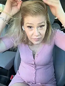 Lexi Shocker online show from February 24, 2025, 5:31 pm