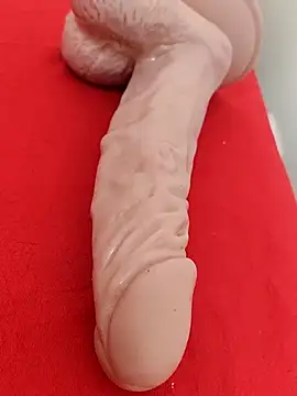 Snapshot of vaholiver chatting on January 18, 2026, 6:55 pm vaholiver online show from January 18, 2026, 6:55 pm