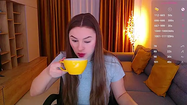  Mia Adams online show from February 10, 2026, 7:01 am