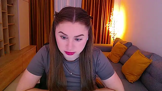 Snapshot of _Mia_Adams chatting on April 23, 2026, 6:47 am Mia Adams online show from April 23, 2026, 6:47 am