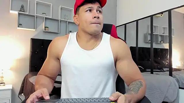 tyler hank01 online show from December 17, 2025, 8:48 pm