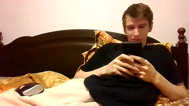 Snapshot of LuxxFin chatting on December 5, 2024, 7:06 pm LuxxFin online show from December 5, 2024, 7:06 pm