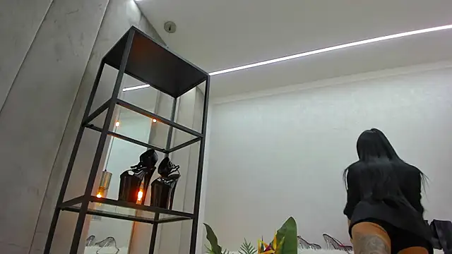 Britney Charm  online show from April 2, 2026, 6:55 am