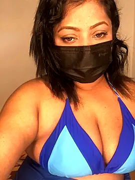  Cute ariana  online show from October 4, 2025, 7:50 am