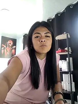 Hannah-grace online show from February 14, 2025, 2:33 pm