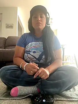 MeghanXO online show from October 25, 2025, 4:24 pm