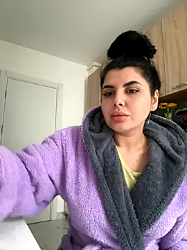 Scarlett-Dream online show from November 13, 2025, 7:18 am