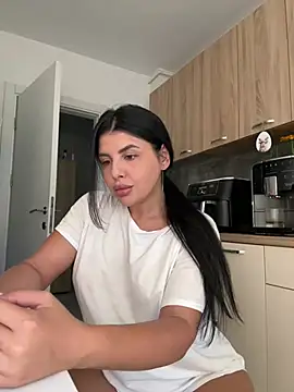 Snapshot of Scarlett-Dream chatting on June 29, 2026, 7:14 am Scarlett-Dream online show from June 29, 2026, 7:14 am