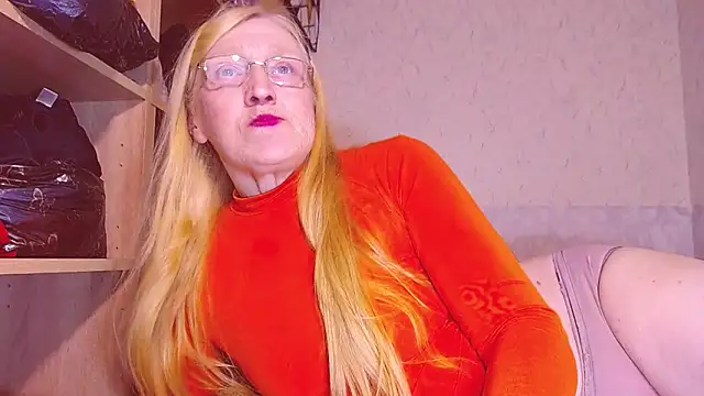 MadamBombShell online show from January 4, 2025, 6:51 pm