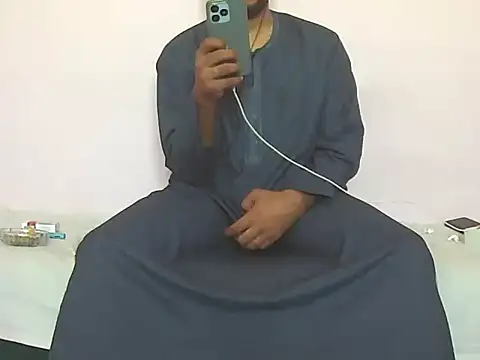 Snapshot of foxsanSs chatting on October 7, 2025, 10:12 am foxsanSs online show from October 7, 2025, 10:12 am