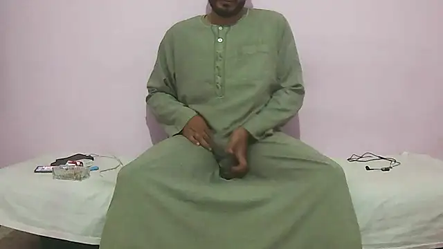 Snapshot of foxsanSs chatting on October 8, 2025, 10:51 pm foxsanSs online show from October 8, 2025, 10:51 pm