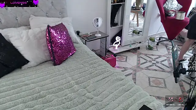 Myrnasexxx online show from February 25, 2026, 5:11 pm