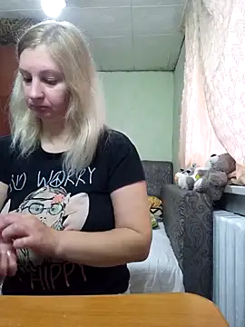 BustyBlond online show from November 11, 2025, 6:02 am