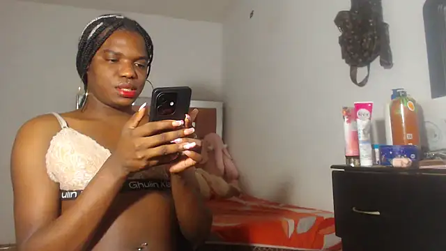 Kristal Cox1 online show from March 12, 2026, 9:10 pm