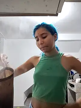 Snapshot of SAT--SU_U chatting on January 7, 2026, 11:23 am SAT--SU U online show from January 7, 2026, 11:23 am