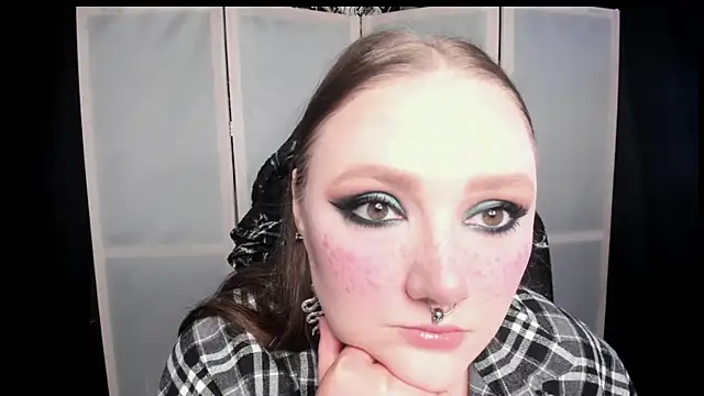 Snapshot of YourDyingBride chatting on May 3, 2026, 5:24 am YourDyingBride online show from May 3, 2026, 5:24 am