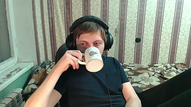 darienlarge online show from November 3, 2025, 2:29 pm