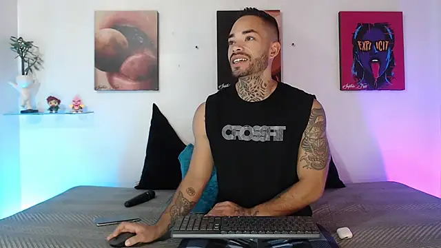 Snapshot of SophieFoxx17 chatting on January 17, 2026, 12:10 pm SophieFoxx17 online show from January 17, 2026, 12:10 pm