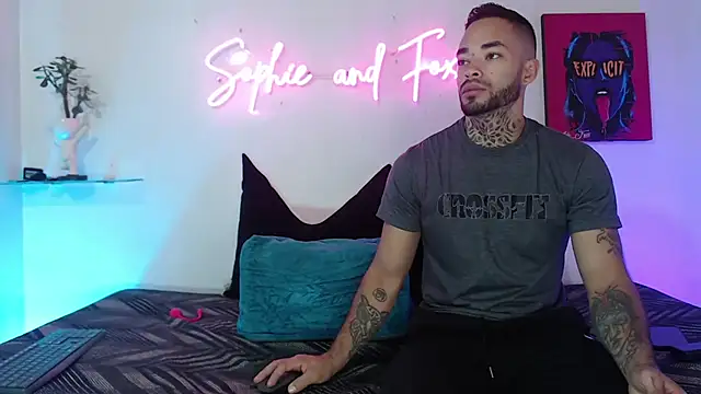 Snapshot of SophieFoxx17 chatting on March 6, 2026, 12:34 pm SophieFoxx17 online show from March 6, 2026, 12:34 pm