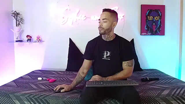 Snapshot of SophieFoxx17 chatting on March 27, 2026, 12:49 pm SophieFoxx17 online show from March 27, 2026, 12:49 pm