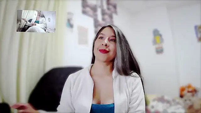 Snapshot of malishka18 chatting on January 2, 2025, 2:00 am malishka18 online show from January 2, 2025, 2:00 am