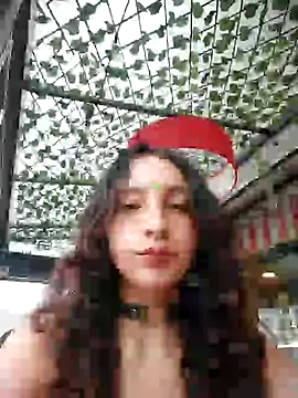  Laary online show from December 19, 2024, 7:40 pm