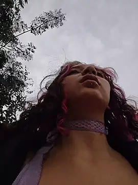  Laary online show from March 27, 2026, 10:09 pm