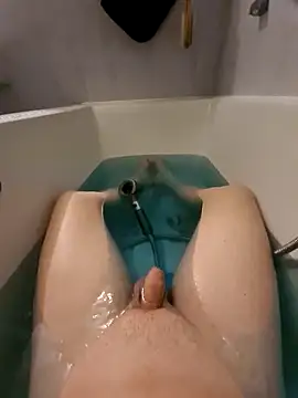 Snapshot of toeloverlive chatting on April 5, 2026, 7:11 pm toeloverlive online show from April 5, 2026, 7:11 pm