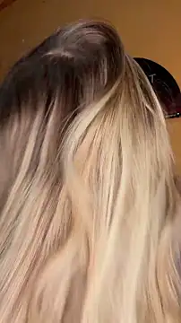 -veranito- online show from February 5, 2026, 3:11 am