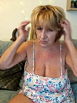 phrynaxh online show from October 8, 2025, 3:53 pm