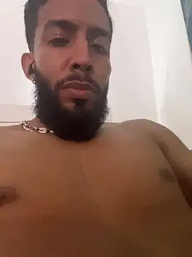 Alessandro  Rossi online show from February 6, 2026, 10:35 pm