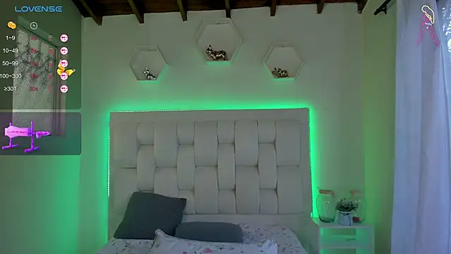 shanakendall online show from March 3, 2025, 2:04 pm