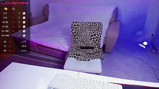 Rose-Baby online show from March 1, 2025, 6:00 pm