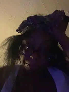 Snapshot of Goddesskarisma chatting on October 8, 2025, 2:42 am Goddesskarisma online show from October 8, 2025, 2:42 am