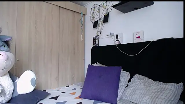 Santiago kiler online show from November 7, 2025, 4:18 pm