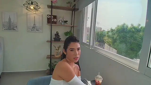 Sassy--Girl online show from July 12, 2026, 1:46 pm
