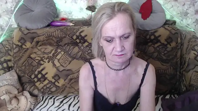 Snapshot of MissBekker chatting on December 31, 2024, 1:04 am MissBekker online show from December 31, 2024, 1:04 am