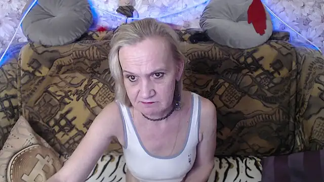 Snapshot of MissBekker chatting on January 19, 2025, 10:06 pm MissBekker online show from January 19, 2025, 10:06 pm