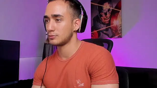 Snapshot of AlexRivera6 chatting on January 21, 2025, 3:54 pm AlexRivera6 online show from January 21, 2025, 3:54 pm