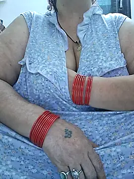 Snapshot of Kavya_XX chatting on October 7, 2025, 4:15 pm Kavya XX online show from October 7, 2025, 4:15 pm