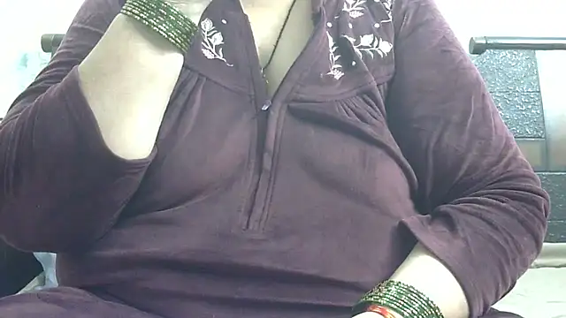 Kavya XX online show from November 13, 2025, 4:17 pm