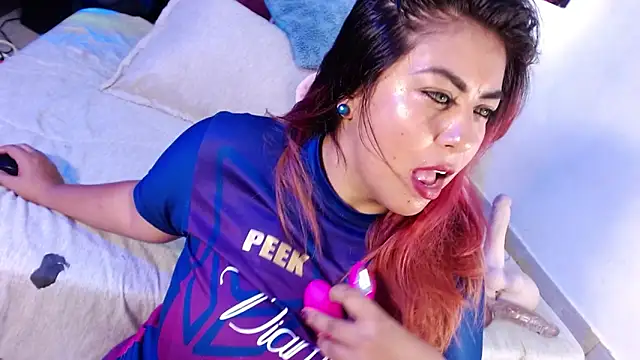 gatuwildhott online show from October 26, 2025, 7:53 pm