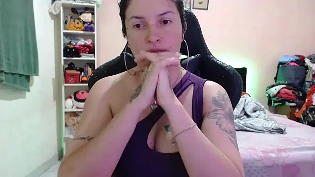 Snapshot of Ta_maravilhosaaa chatting on January 25, 2025, 9:57 pm Ta maravilhosaaa online show from January 25, 2025, 9:57 pm