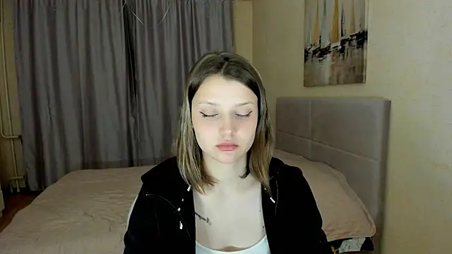 SoniNesti online show from October 27, 2025, 4:55 pm