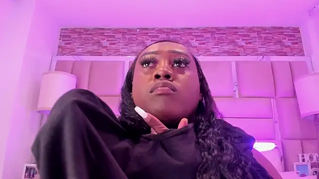 ShaniaBrownn online show from March 14, 2026, 7:41 pm