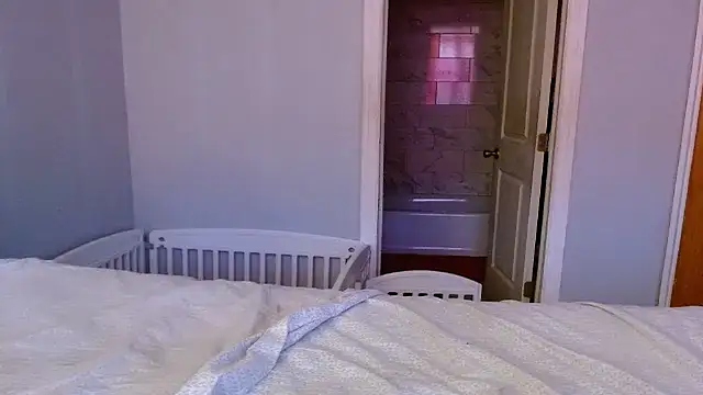 MSweetLindaParks online show from February 8, 2026, 5:05 pm