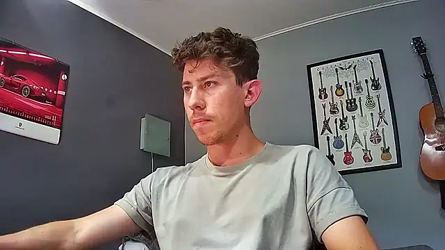 Snapshot of saint_not chatting on December 6, 2024, 6:50 pm saint not online show from December 6, 2024, 6:50 pm